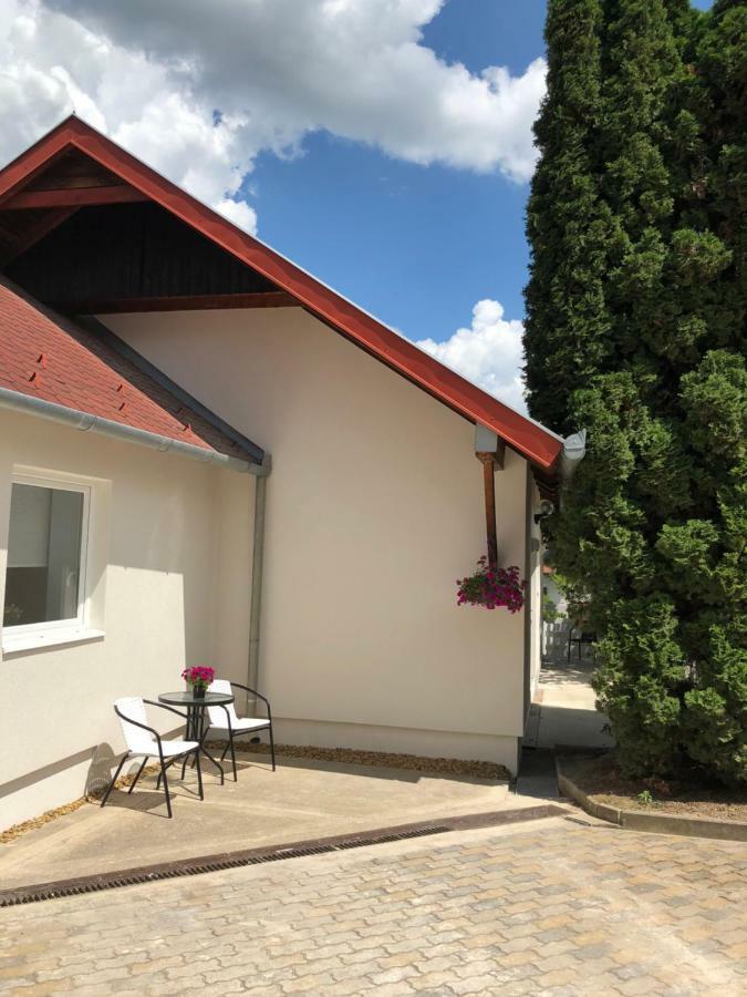 Apartament White Crow House Héviz Zewnętrze zdjęcie